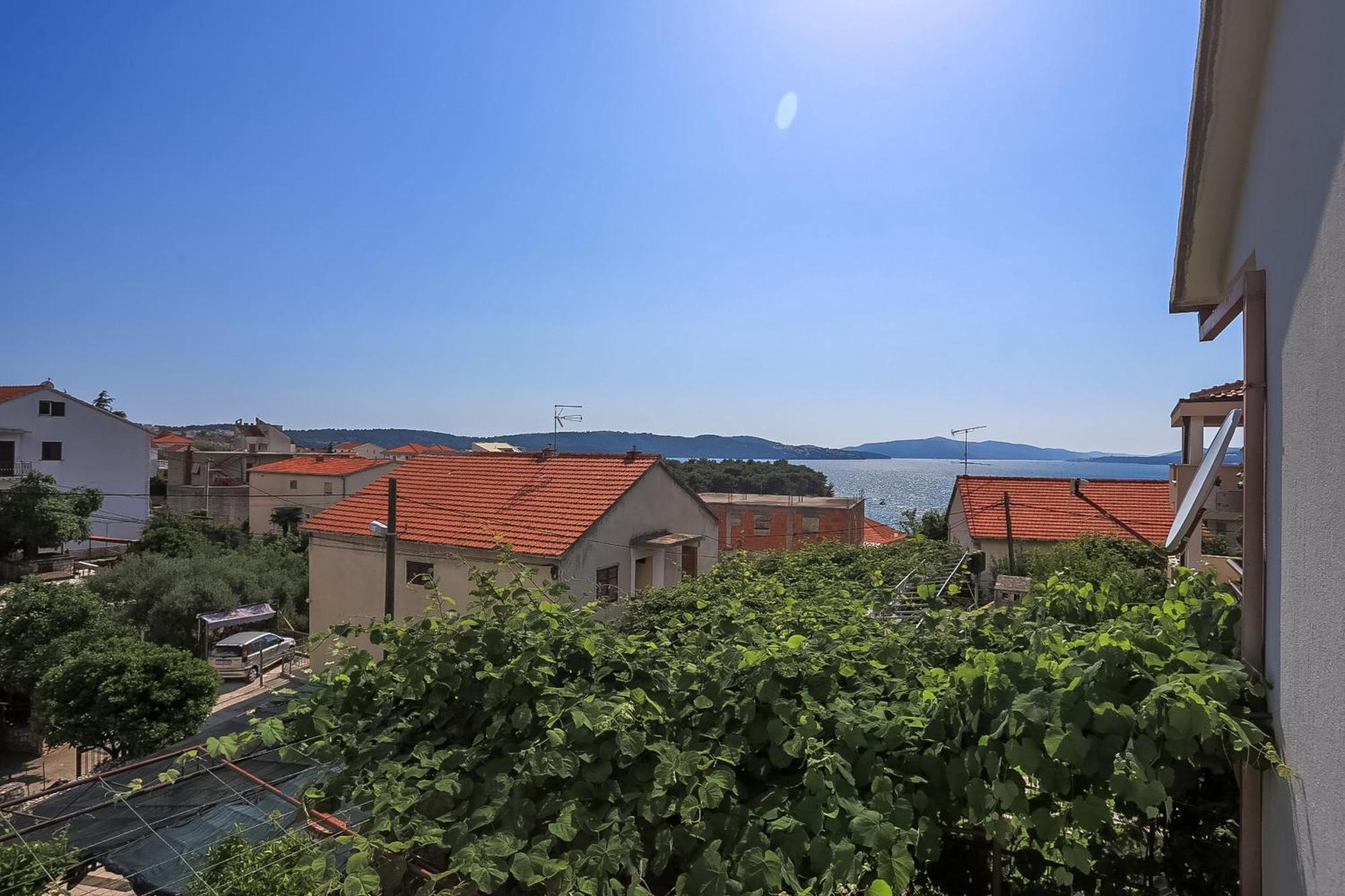 Apartment Pepica Трогір Екстер'єр фото